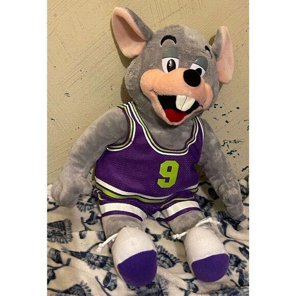 18” Chuck E Cheese Plush Mouse Badketball Star Player #9 - Picture 3 of 8